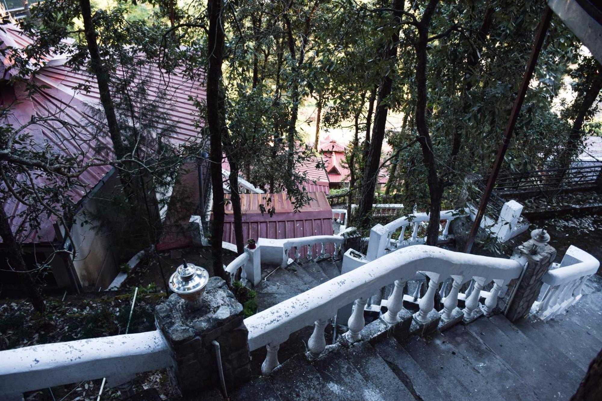 The Canadian Woods Resort 奈尼塔尔 外观 照片